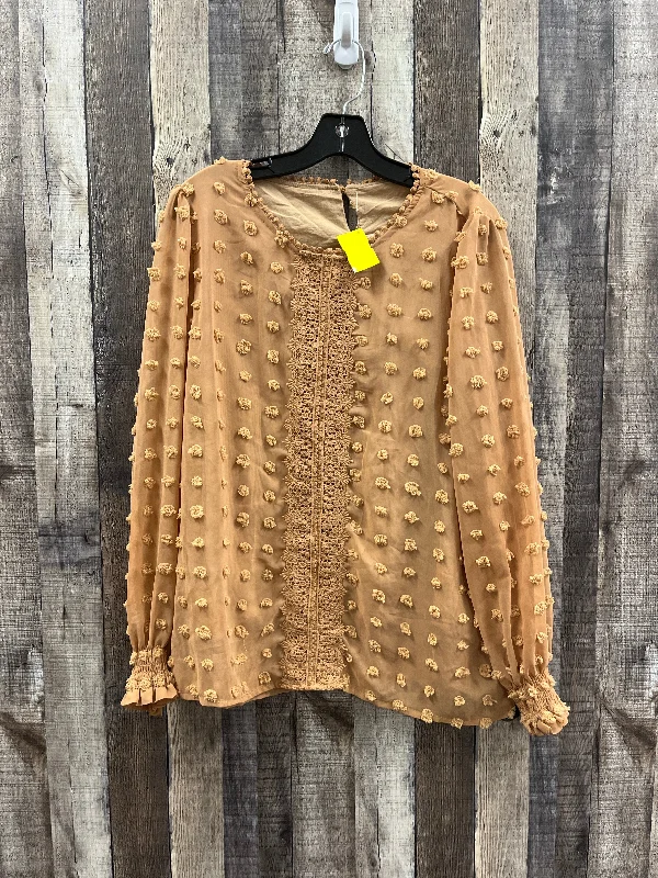 Top Long Sleeve By Cmf In Tan, Size: Xl