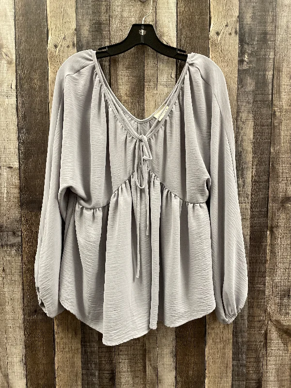 Top Long Sleeve By 143 Story In Grey, Size: M