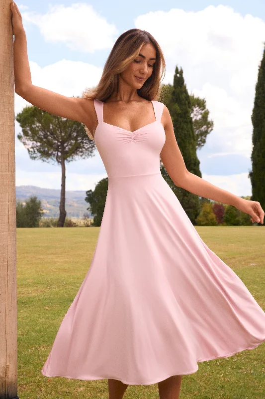 Women's High-Fashion Outfit Timeless Elegance Redefined Sweetheart-Neck Ruched Midaxi Dress in Blush Women's High-Fashion Outfit Timeless Elegance Redefined Sweetheart-Neck Ruched Midaxi Dress in Blush