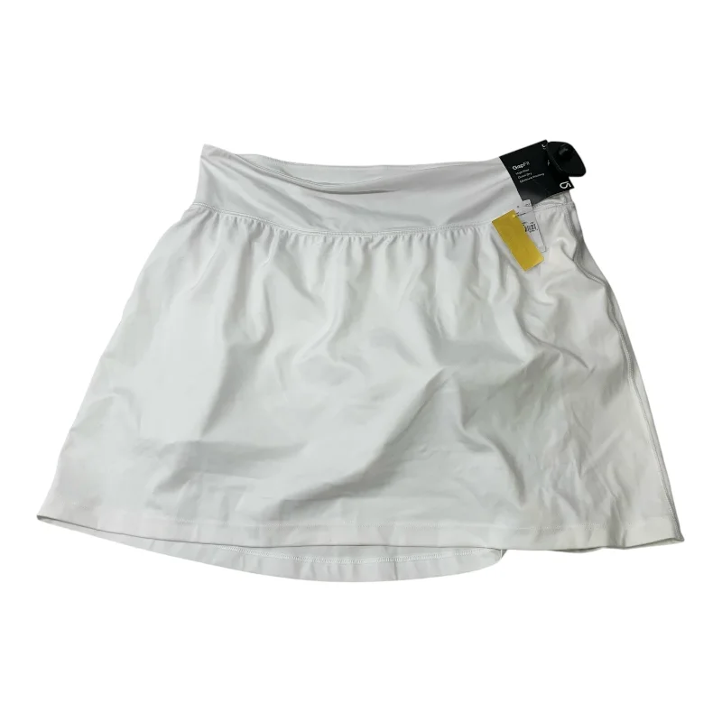 Athletic Skort By Gap In White, Size: L