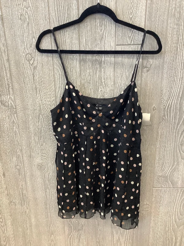 Top Sleeveless By Eci In Polkadot Pattern, Size: Xl