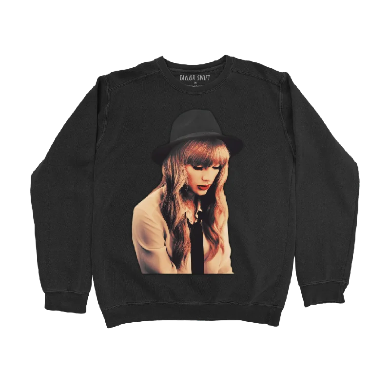 Women's Casual Wear Outfit Innovate Your Wardrobe Beautiful Tragic Love Affair Crewneck Women's Casual Wear Outfit Innovate Your Wardrobe Beautiful Tragic Love Affair Crewneck