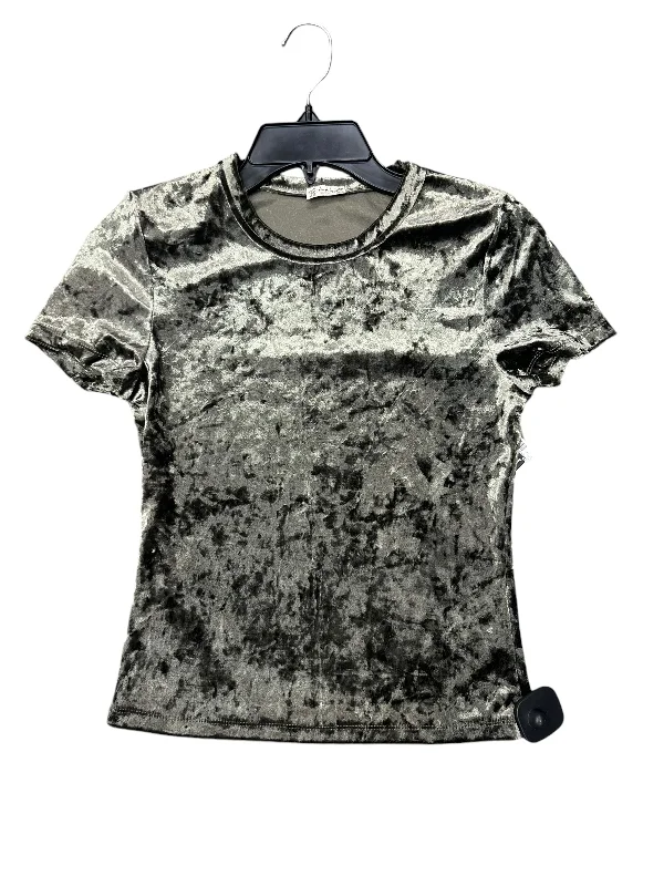 Top Short Sleeve By Free People In Green, Size: M