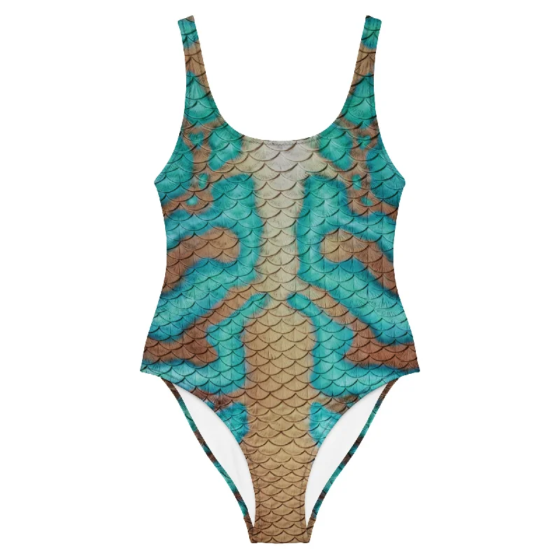 Bold Fashion Classic Timeless Elegant Style Queen Conch One-Piece Swimsuit