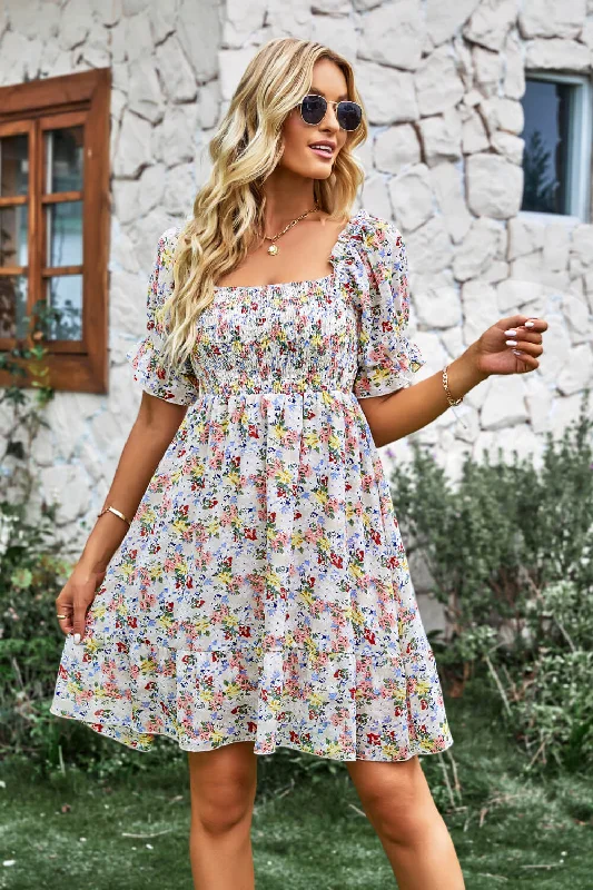 Women's Weekend Outfit Chic Trends Unveiled Floral Square Neck Smocked Frill Trim Dress Women's Weekend Outfit Chic Trends Unveiled Floral Square Neck Smocked Frill Trim Dress