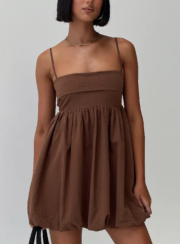 Fashion-forward Women's Clothing Signature Style Essentials Layken Bubble Hem Mini Dress Chocolate Fashion-forward Women's Clothing Signature Style Essentials Layken Bubble Hem Mini Dress Chocolate