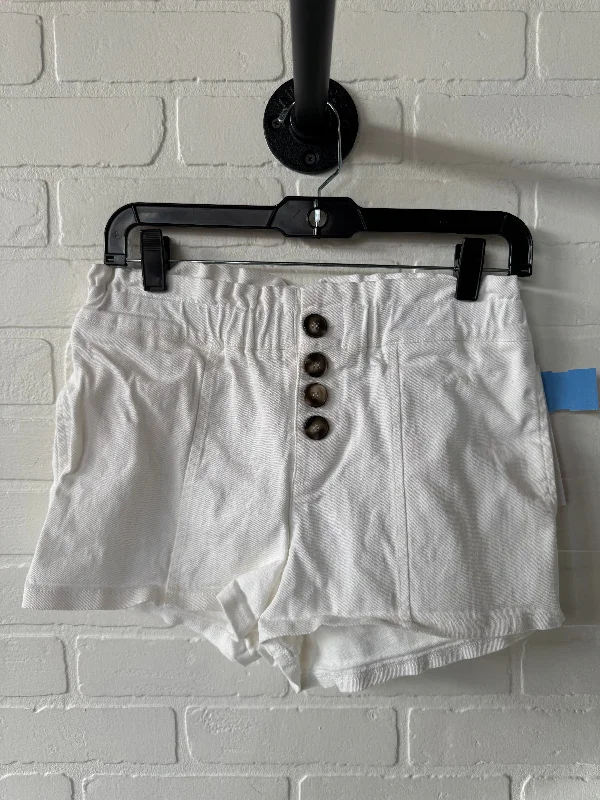 Shorts By Pink Lily In White, Size: 8