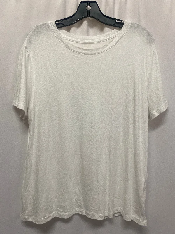 Top Short Sleeve By A New Day In White, Size: Xl