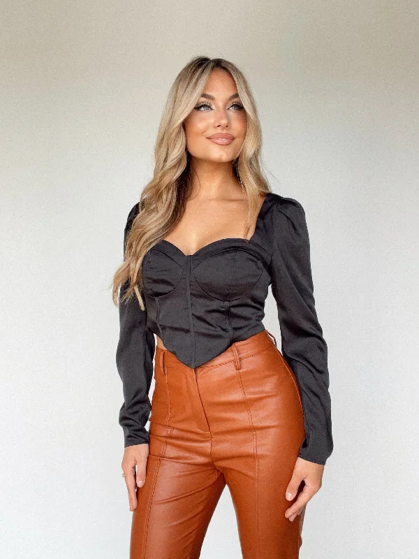Exclusive Weekend Offers – Don't Miss Out Looking For A Good Time Top