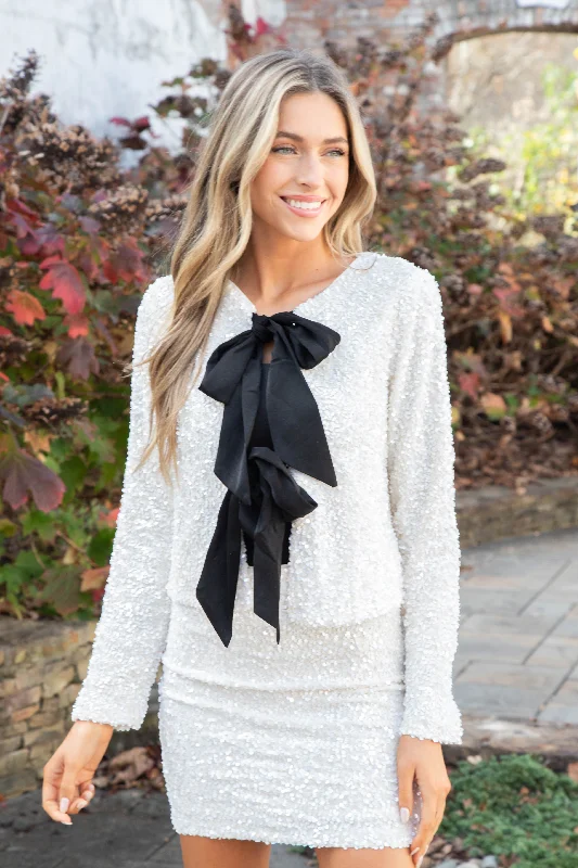 The Sale You'Ve Been Waiting For Keona Velvet Sequin Top, Cream/Black