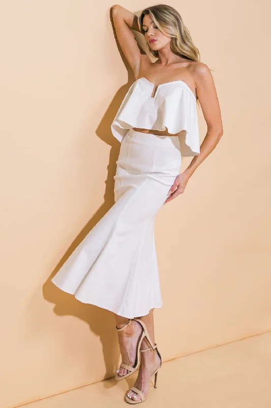 Shop The Hottest Deals SUNSET STROLL WOVEN TWILL TOP