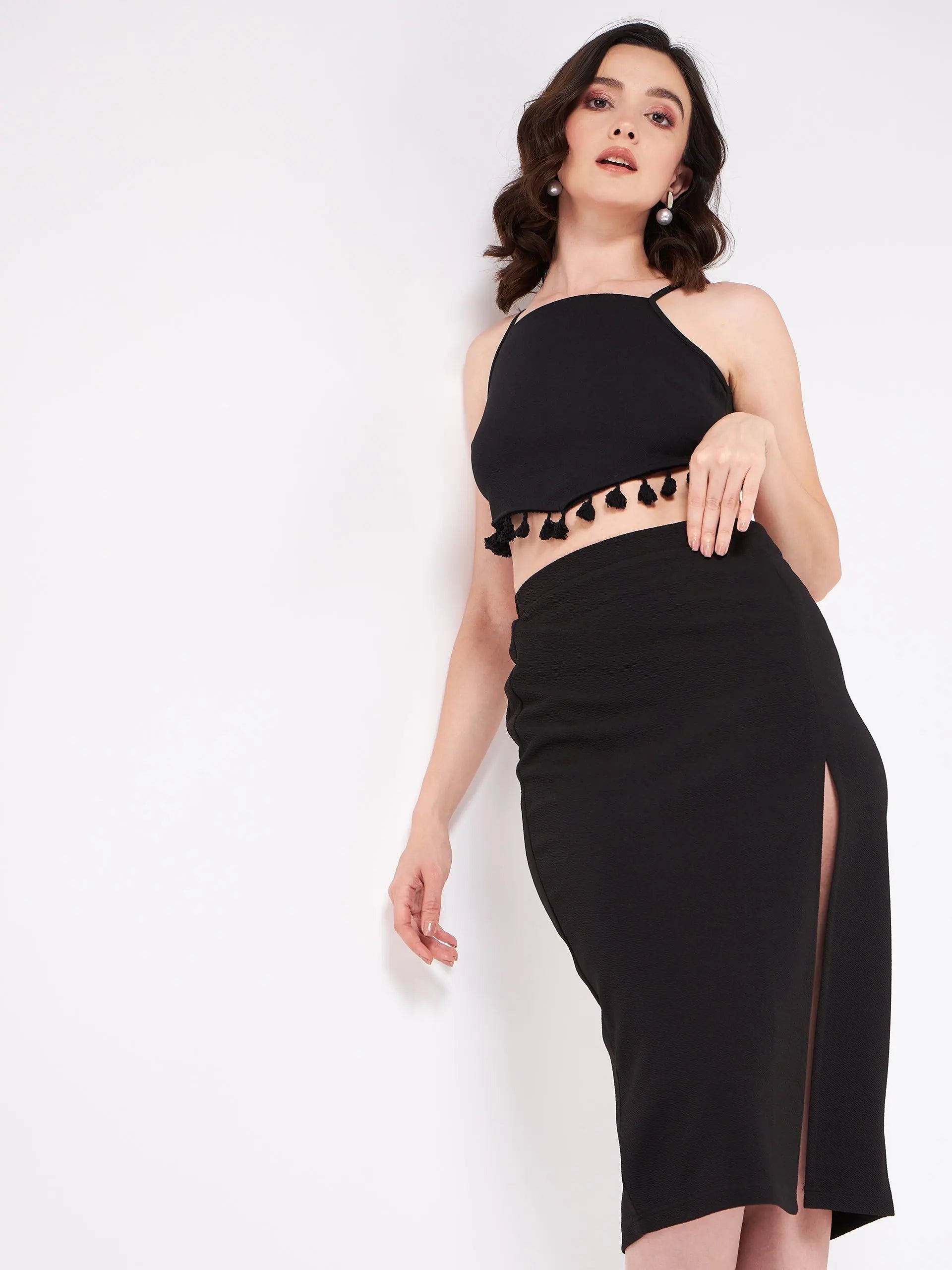 Season Offer Tie-Up Crop Top With Fitted Skirt Set