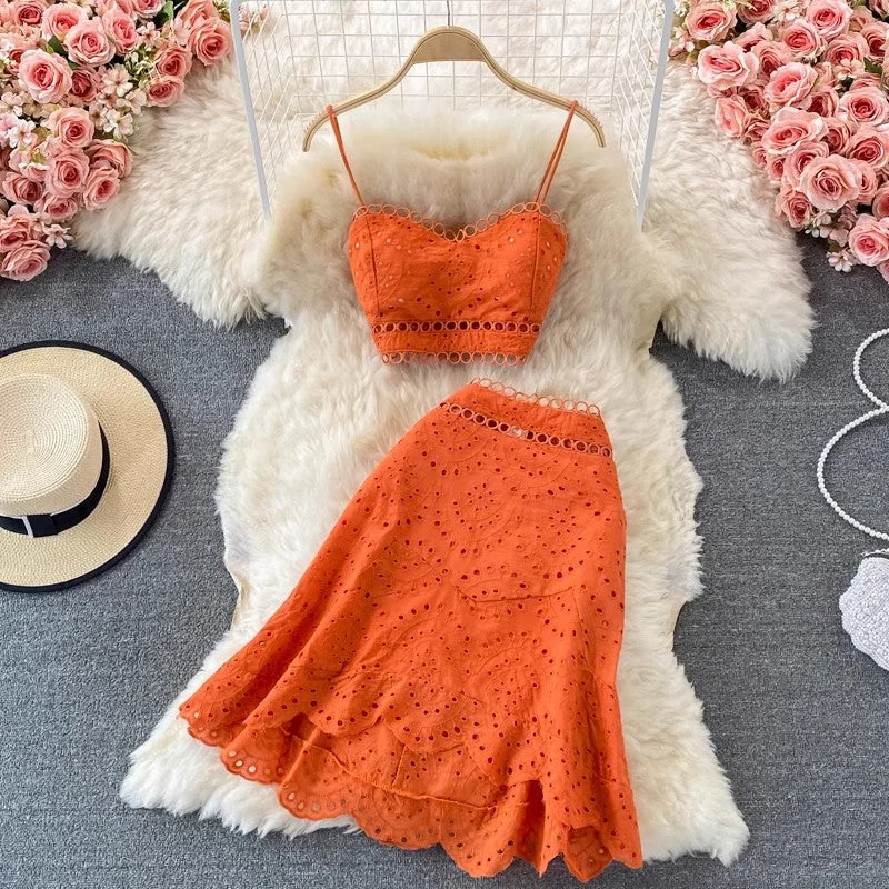 Trendy Styles new style backless short top two-piece set ruffled skirt    S4075