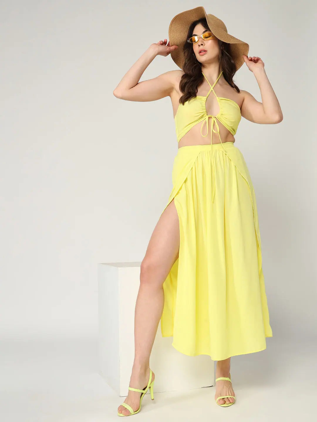 Big Savings On Trendy Styles Stylish Halter Neck Crop Top With Matching Flared Skirt Set Big Savings On Trendy Styles Stylish Halter Neck Crop Top With Matching Flared Skirt Set