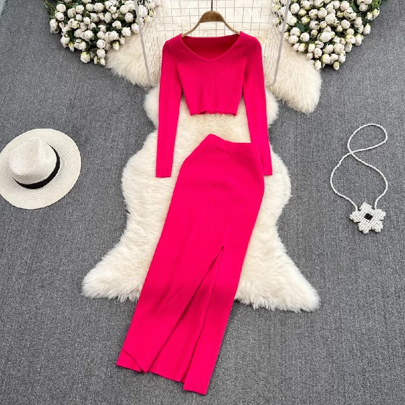 Limited Stock, Unlimited Style Fashion Women's V-neck Stretch Tight Short Knitwear Top Two-piece Set Skirt     S3938