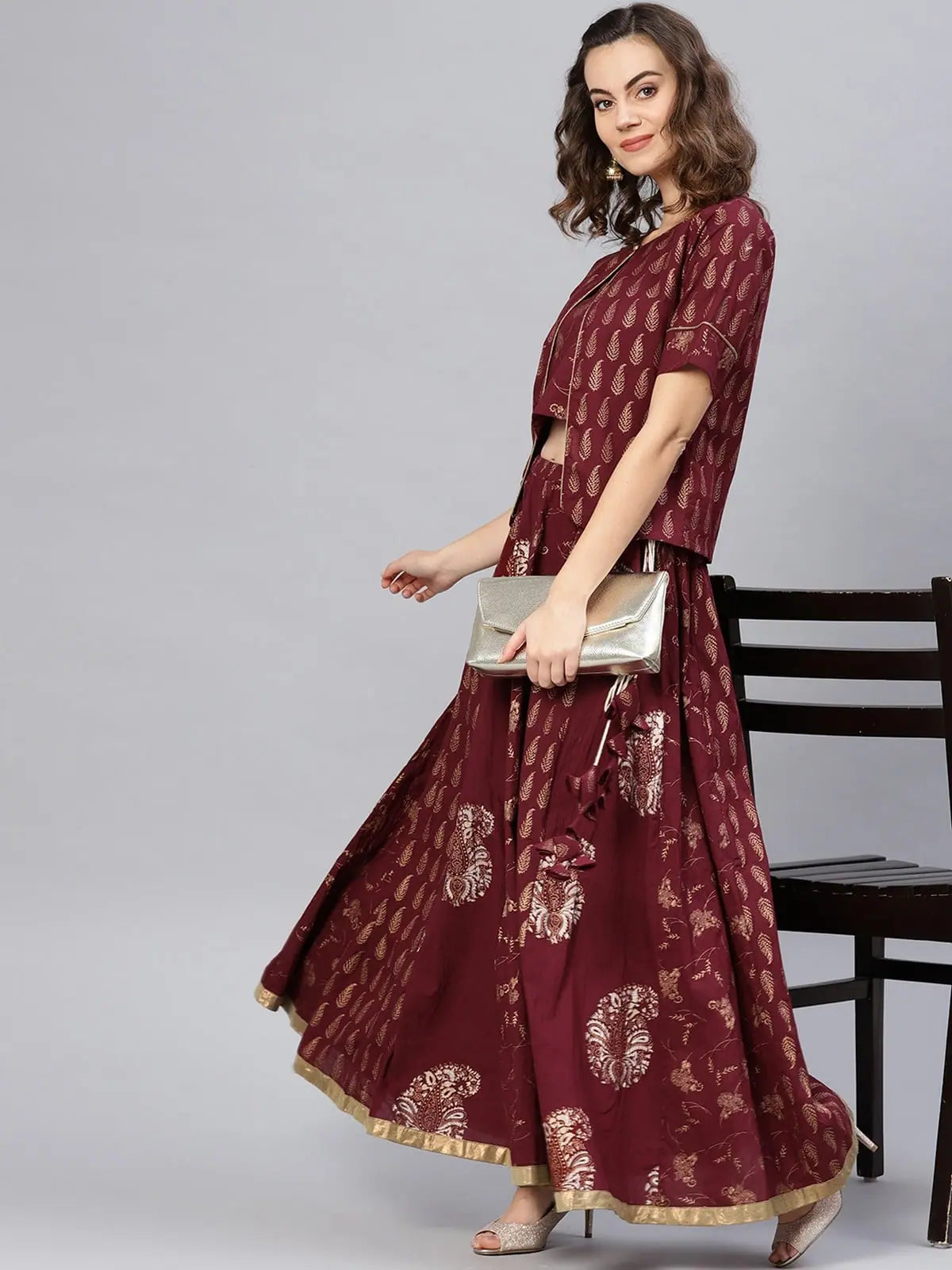 High-End Style Discounts Foil Printed Top With Skirt And Shrug