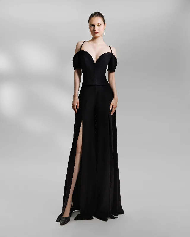 Chic Style, Always In Vogue Sweetheart Top With High-Waisted Pant