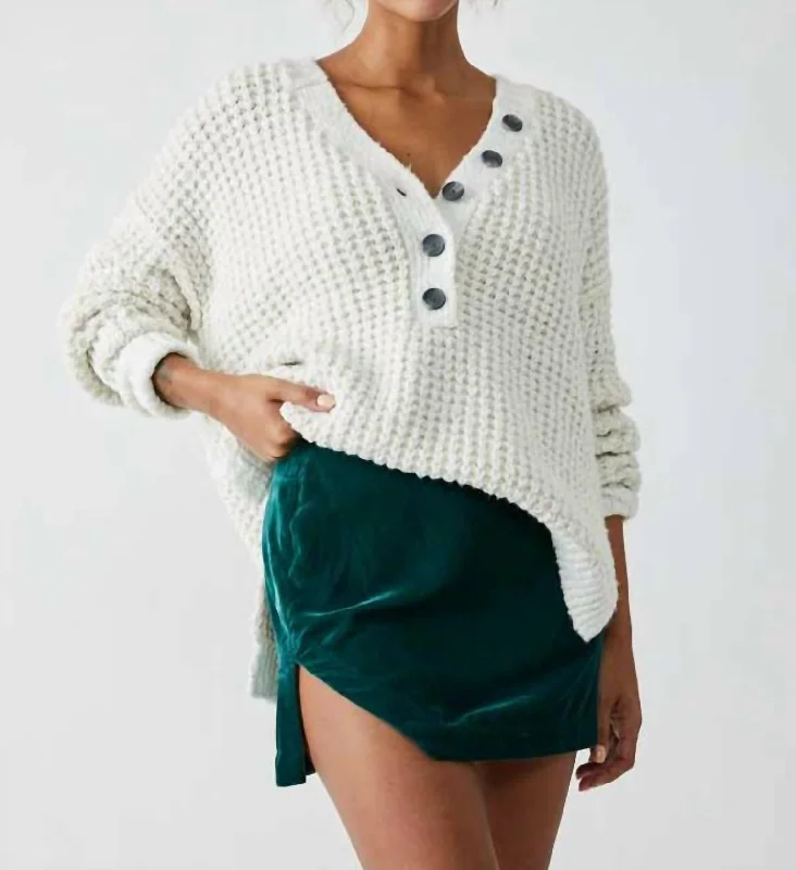 Women's Seasonal Fashion Trends Elegant Simplicity Wardrobe Annalise Velvet Mini Skirt In Deep Teal Women's Seasonal Fashion Trends Elegant Simplicity Wardrobe Annalise Velvet Mini Skirt In Deep Teal