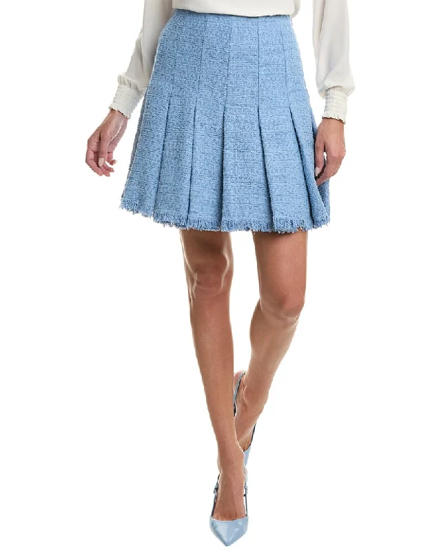 Outfits Ideas Evening Looks Oscar de la Renta Silk-Lined Mini Skirt