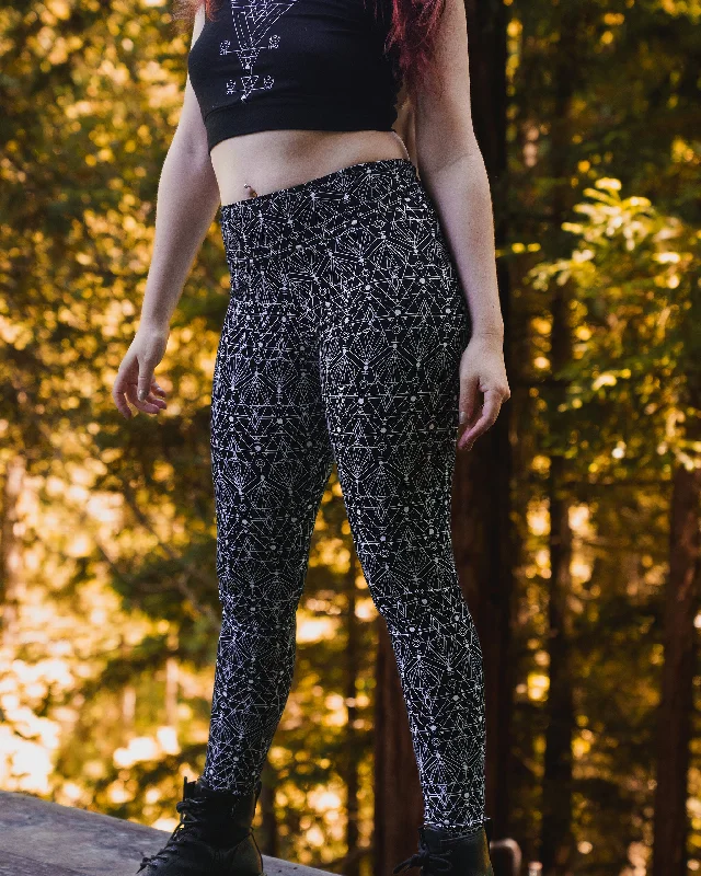 Casual Fashion Feminine Soft - Hued Styles Nova Print Legging