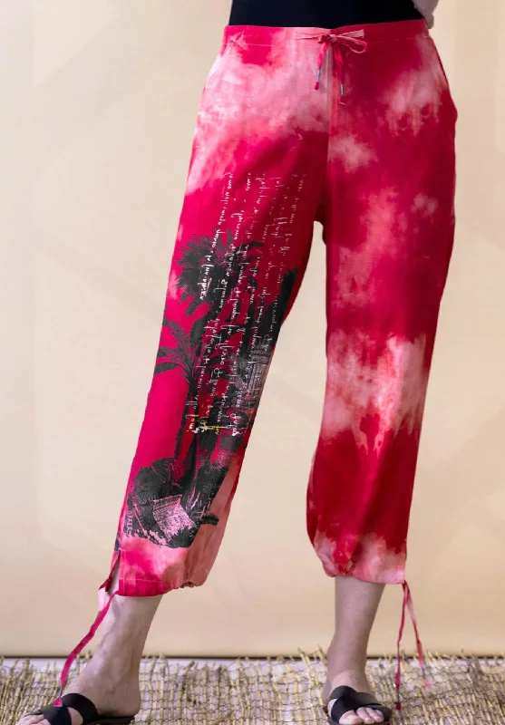 Women's Active Outfit For Fitness Premium Quality Garments Go Stripe Out Your Own Pant In Bloody Mary Batik Women's Active Outfit For Fitness Premium Quality Garments Go Stripe Out Your Own Pant In Bloody Mary Batik