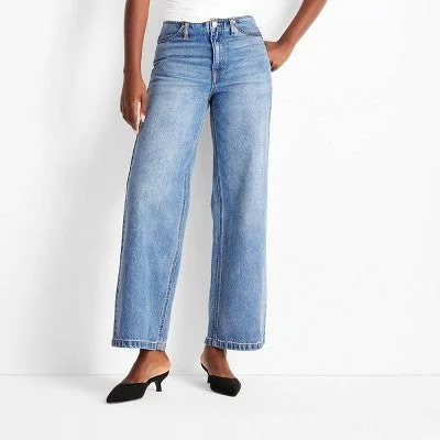 New - Women's Mid-Rise Wide Leg Jeans - Future Collective