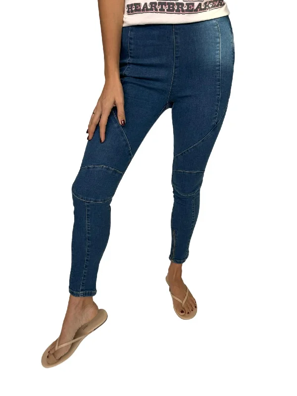 Women's Activewear Outfit Chic Trends For The Fashion Savvy Women's Bella Moto High Rise Skinny Jean In Denim Women's Activewear Outfit Chic Trends For The Fashion Savvy Women's Bella Moto High Rise Skinny Jean In Denim