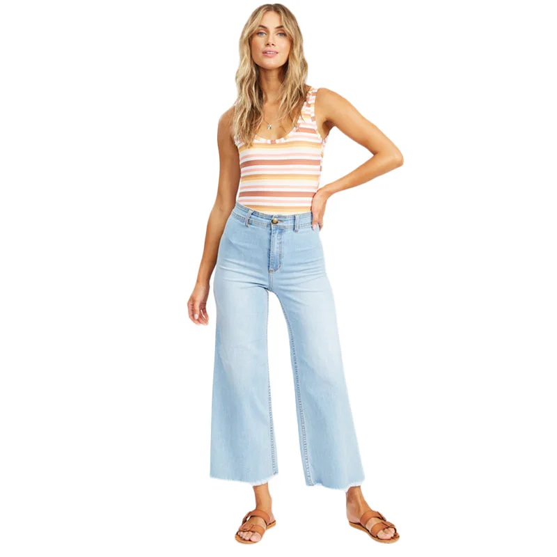 Women's Travel Outfit Set Durable Fashion Picks Wrangler x Billabong Free Fall High-Waisted Denim Pants Women's Travel Outfit Set Durable Fashion Picks Wrangler x Billabong Free Fall High-Waisted Denim Pants
